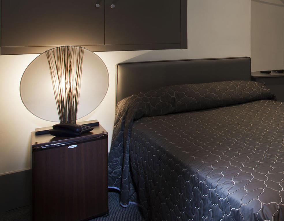 Makom Pereire 3* Parijs