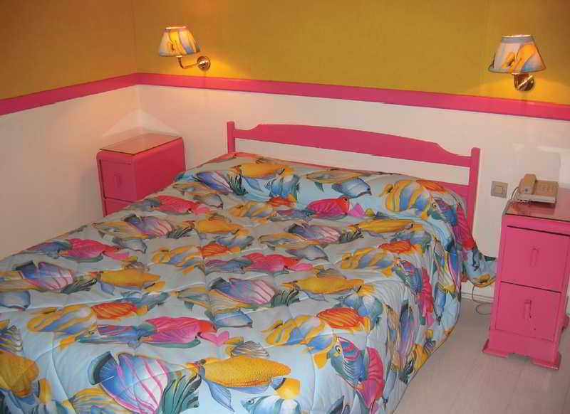Hotel Makom Pereire París